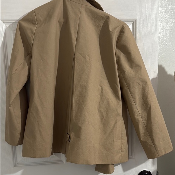 Tan coat - Picture 5 of 8